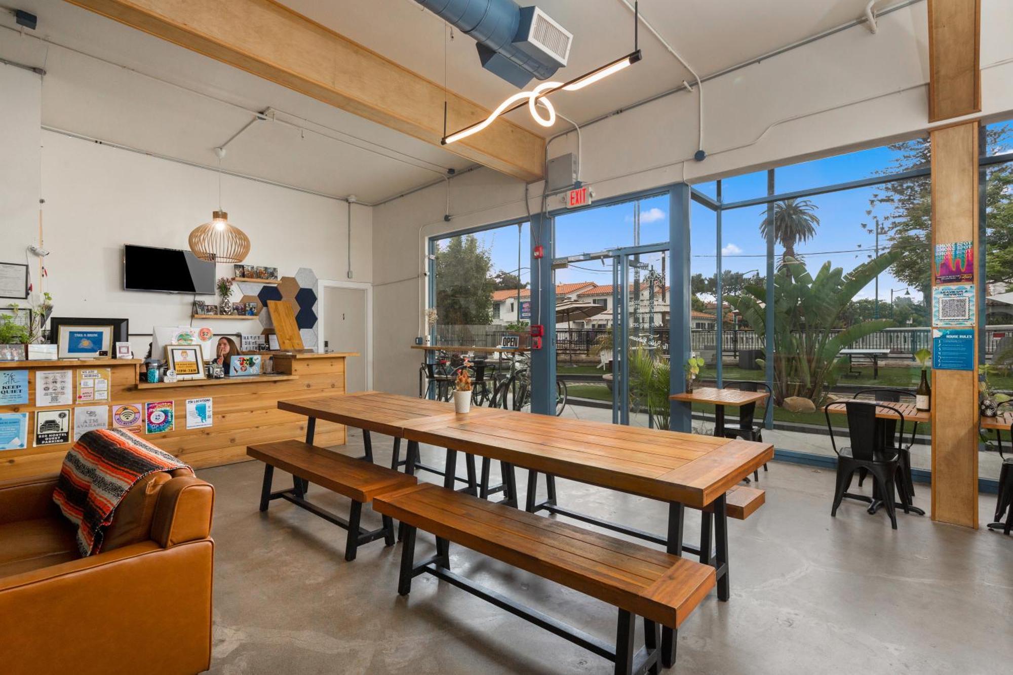 Ith Santa Barbara Beach Hostel エクステリア 写真