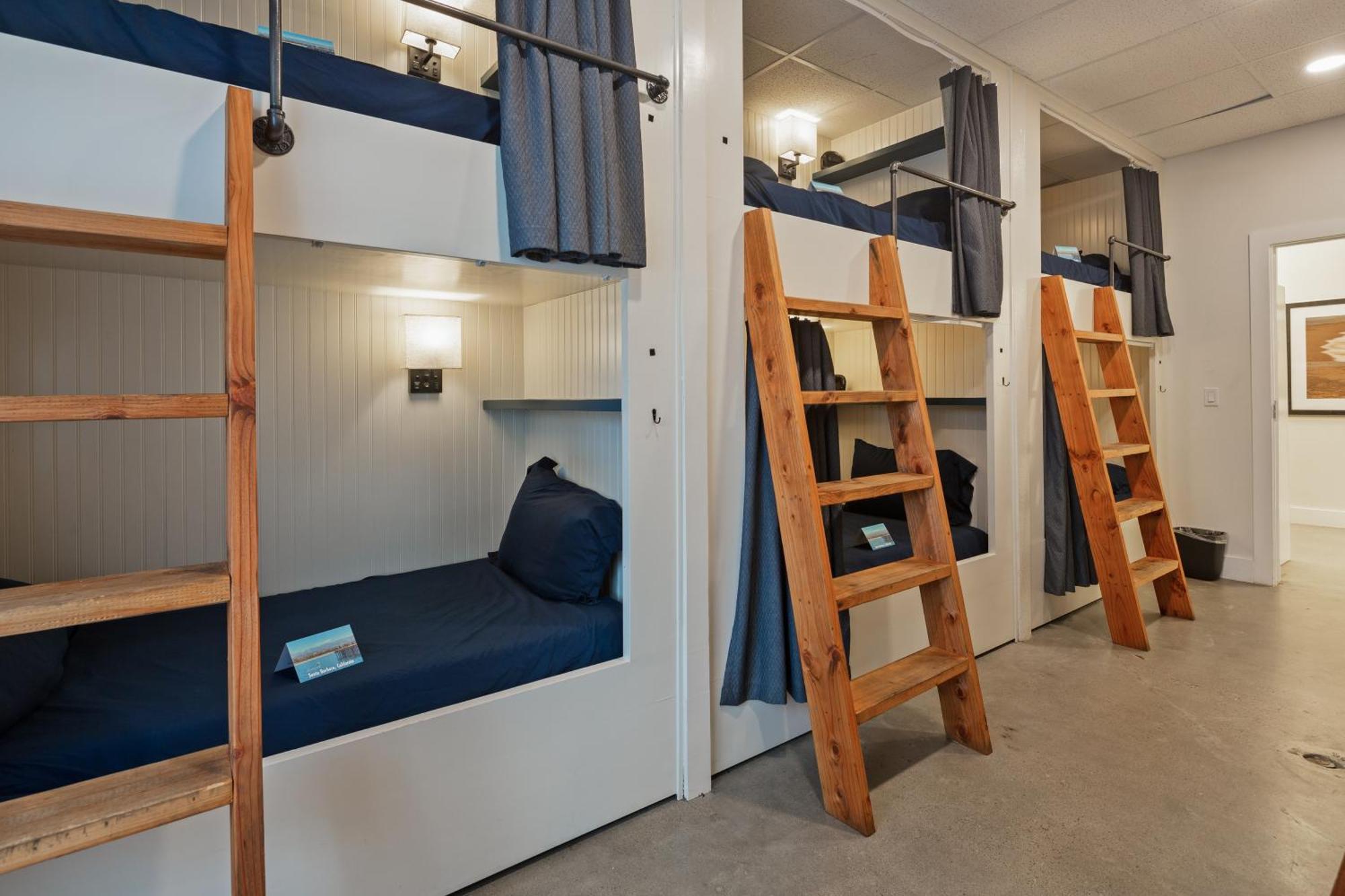 Ith Santa Barbara Beach Hostel エクステリア 写真