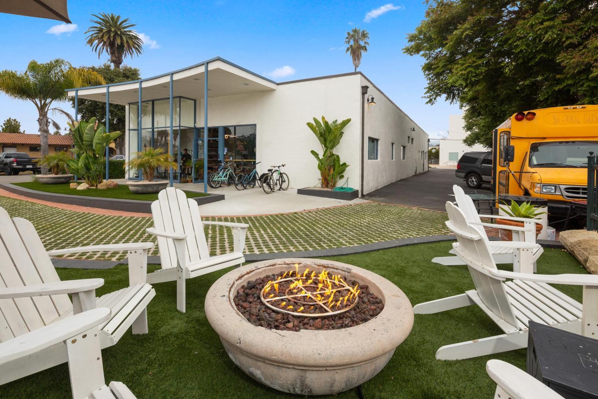 Ith Santa Barbara Beach Hostel エクステリア 写真